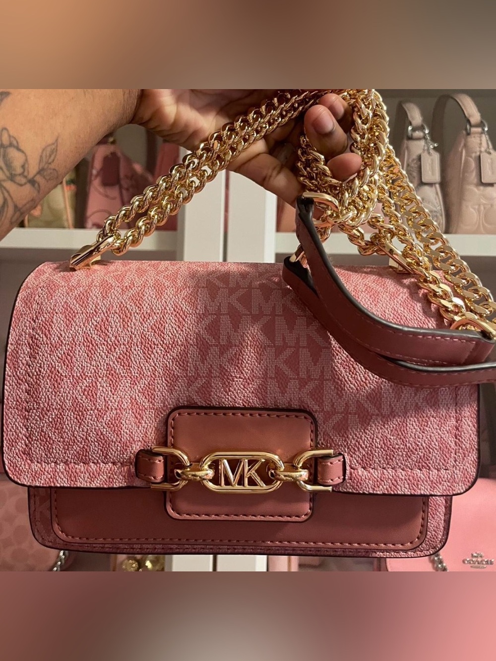 Michael Kors pink bag - Picture 2 of 4